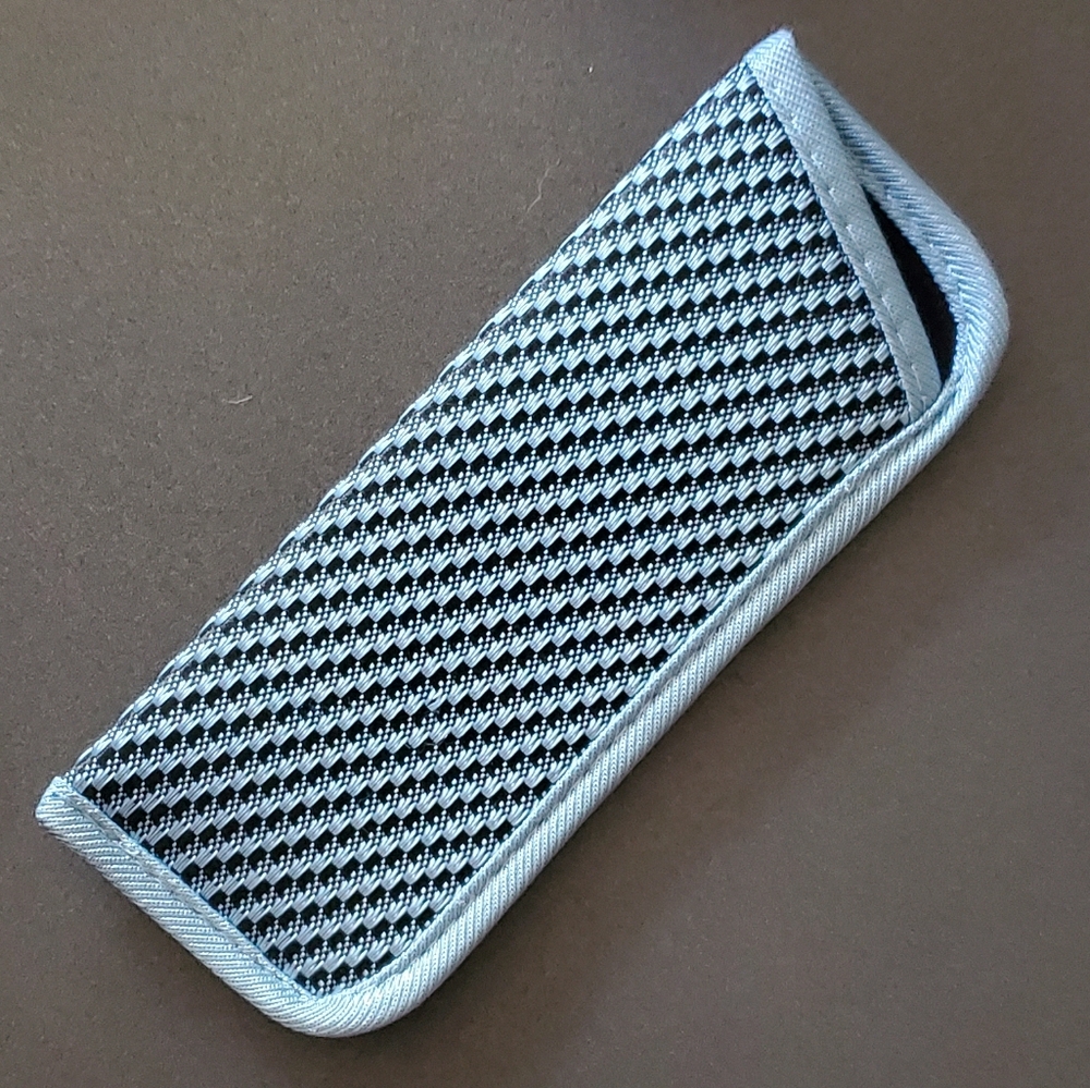 NWOT Glasses Case‎